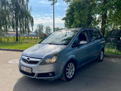 Opel Zafira 1.9 dīzelis.